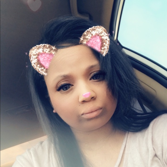 Meet your Posher, Sharlie - Picture 1 of 1